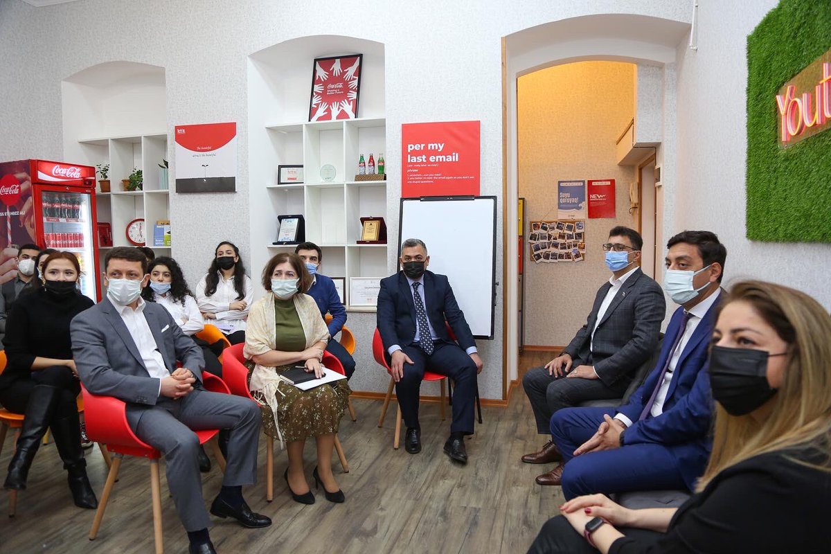 YouthIncAz's tweet photo. During the meeting the graduates of the projects of“Youth Inc.”shared information about their startups and future plans.Based on this,had the opportunity to receive mentoring from foreign representatives of“Coca-Cola”and Ministry of Youth and Sport of Republic of Azerbaijan https://t.co/jYNfd55MKs