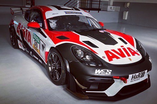 ws_motorsport's tweet photo. Feels like Christmas 🤩 Please welcome the latest addition to the W&amp;S Motorsport family: Our brandnew Porsche 718 Cayman RS Clubsport 🔥🔥

#wsmotorsport #gt4 #porsche #porscheontrack https://t.co/9CT1FQlACI