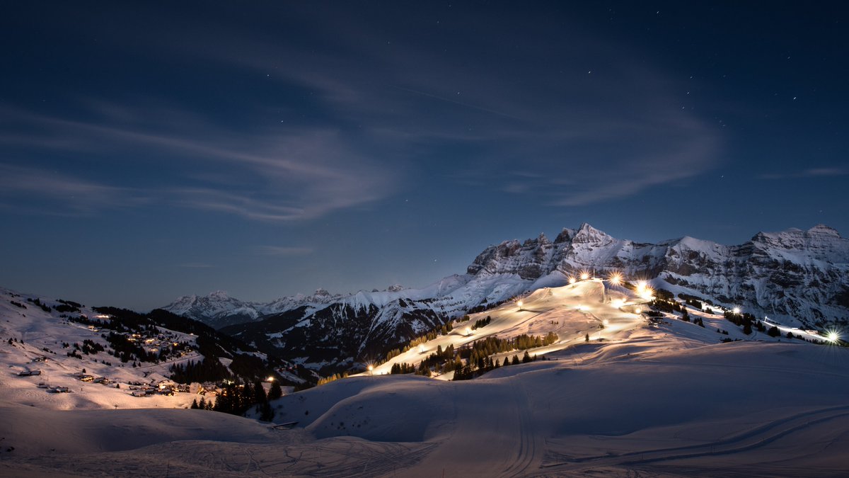 RegDentsDuMidi's tweet photo. 🚎 + 🎿 + 🫕 Au départ de Monthey, savourez pleinement le ski nocturne dans les Portes du Soleil.

📅 Les mercredis et samedis jusqu'au 05.03

Infos &amp; réservation 👉 https://t.co/lQxAwrIroW

#regiondentsdumidi #portesdusoleil #valais https://t.co/uRCnObDnHk