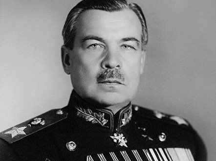 🗓 22 февраля 1897 г. родился Леонид Говоров — военачальник, Маршал и Герой Советского Союза. Командовал войсками Ленинградского и 2️⃣ Прибалтийского фронтов. Разработал методы применения артиллерии в операции «Искра», в результате которой удалось прорвать блокаду Ленинграда.