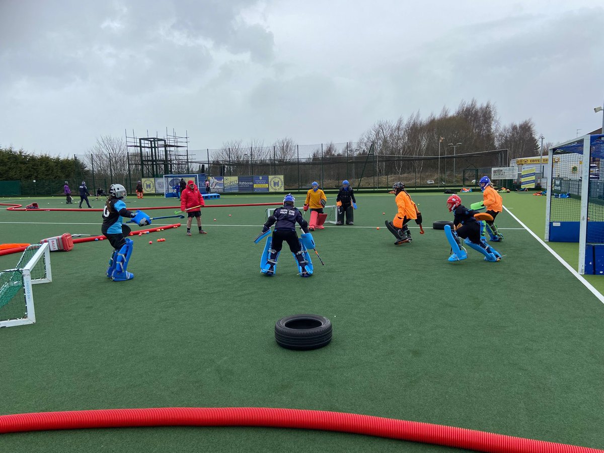 nextlevelgka's tweet photo. We all have to give a huge welcome to Alexander Prentice from @Western1898 👋

It is brilliant to see new budding goalkeepers. https://t.co/vhCwHlOahK