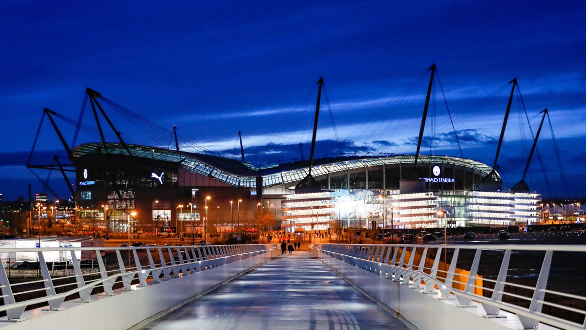 ActuFoot_'s tweet photo. Manchester City a lancé la construction du premier stade de football dans le métavers, en partenariat avec Sony.

Ce projet va permettre aux supporters Citizens d’assister à tous les matchs du club, où qu’ils se trouvent dans le monde.

(iNews) https://t.co/7N9Swjkh4f