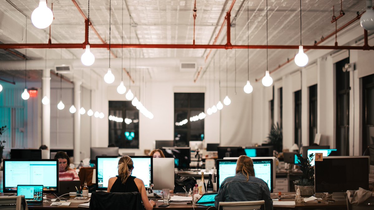 🔖@c_sirikupt &amp; <a href="/ZSvedkauskas/">Žilvinas Švedkauskas</a> (<a href="/uni_tue/">Universität Tübingen</a>) explore prospects for #digital talent partnerships between EU13 countries and North African partners. In their #PolicyBrief, they provide recommendations for the 🇪🇺 to expand these initiatives.
Read here👉bit.ly/3p7KVyJ