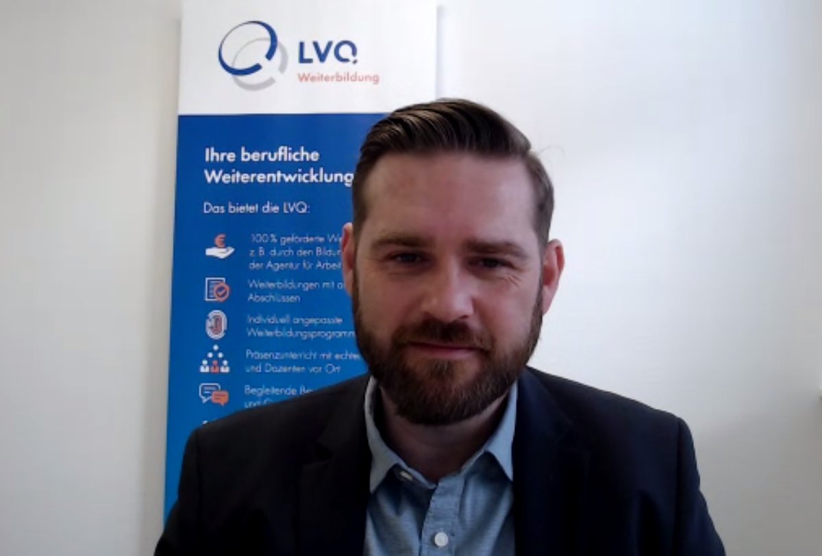 LVQ_Bildung's tweet photo. Morgen ab 9 Uhr startet die jobvector-#Messe für #Naturwissenschaftler und wir sind mit unserem Kollegen David Kriewaldt dabei. Kommt digital mit ihm ins Gespräch und lasst Euch zum Thema #Weiterbildung beraten. 

Schaut einfach vorbei:
https://t.co/1rcMCP5LAV https://t.co/hPe7JK6Zkq