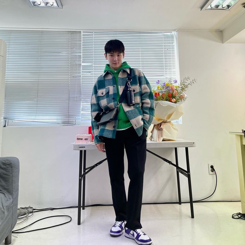 iheartshinee__'s tweet photo. https://t.co/eBj7eAx1Kh