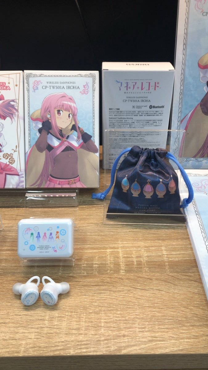 カナル ワイヤレスイヤホン CP-TWS01A『魔法少女まどか☆マギカ