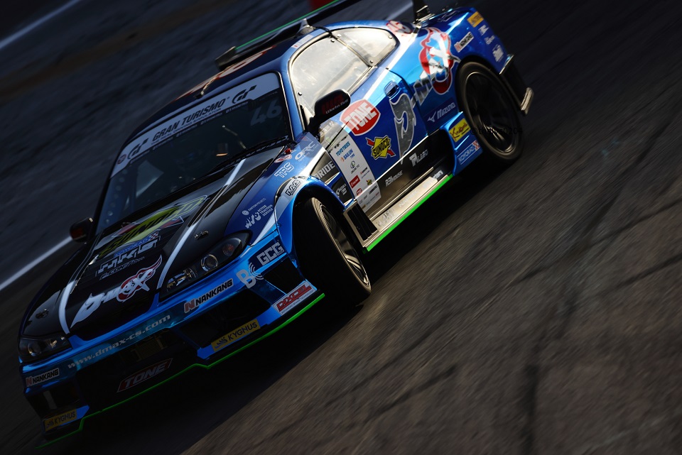 thalys0204's tweet photo. 2021.10.03
D1GP@奥伊吹モーターパーク
No.46 NANKANG TIRE DRIFT TEAM D-MAX
TEAM D-MAX S15 SILVIA 2JZ 3号機
末永正雄選手
#D1GP
#奥伊吹モーターパーク
#シルビア
#S15
#TeamDMAX
#末永正雄
#Silvia
#NANKANG https://t.co/ThW6PX7S0C