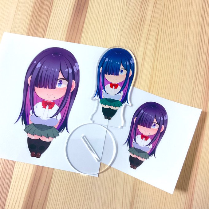 ほのかステッカーとアクリルフィギュアつくった 