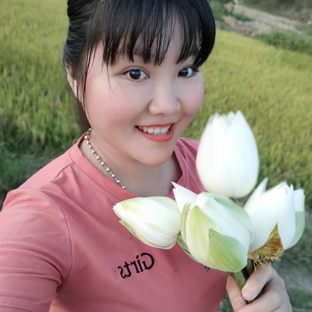 Daffodil180's tweet photo. Lyly https://t.co/vFlIqAQNKw