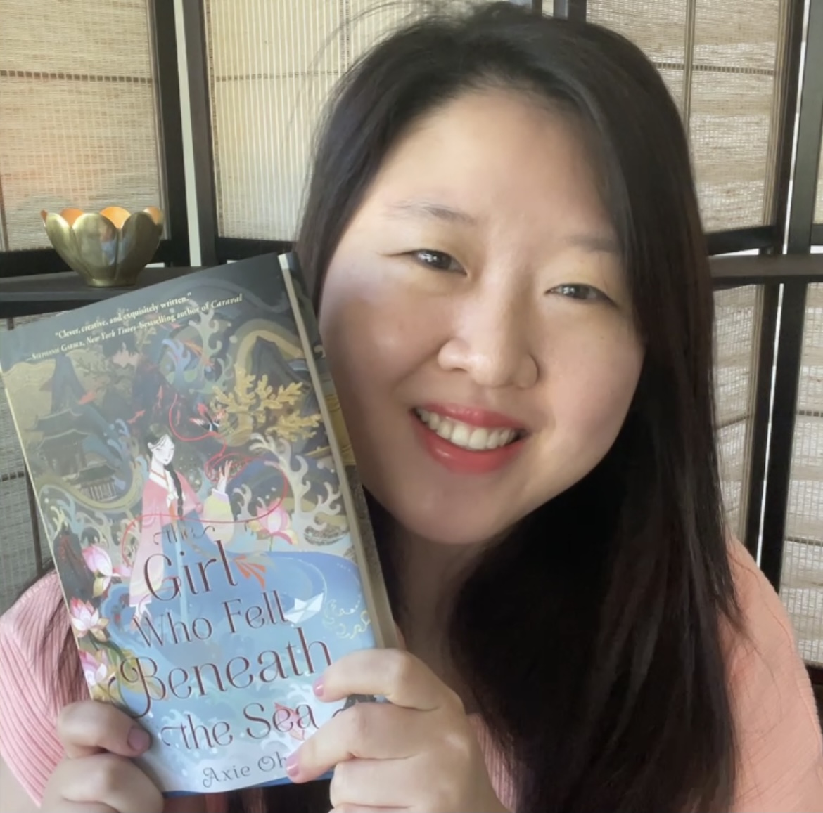 axieoh's tweet photo. "The myths of my people say only a true bride of the Sea God can bring an end to his insatiable wrath..."

THE GIRL WHO FELL BENEATH THE SEA, my YA fantasy retelling of a Korean folk tale, w/ romance &amp; echoes of Spirited Away is OUT NOW! 🌊

🐉Buy: https://t.co/v8RJQoI366 https://t.co/PgUlkGErrw