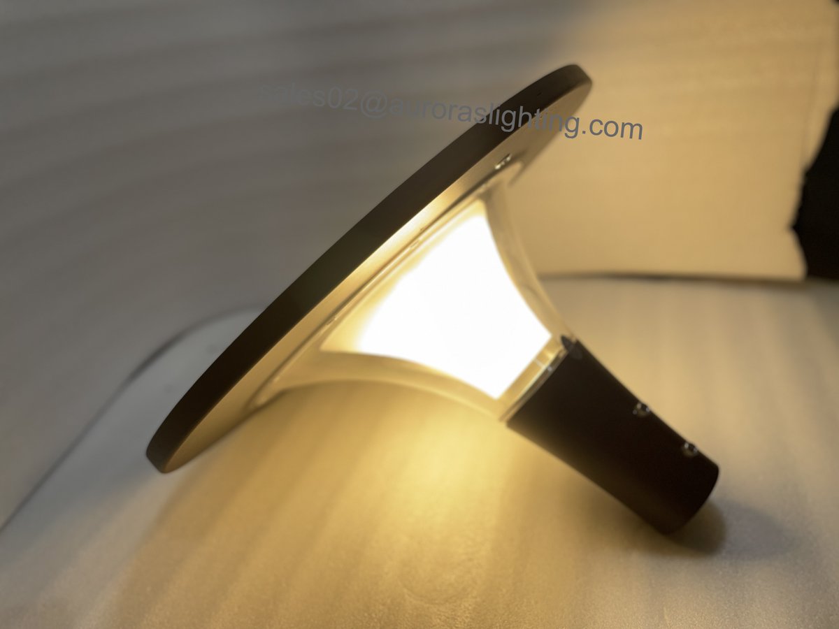 lynlau6's tweet image. Solar Post Top Light- Warm White/Cold White adjustable by remote control, motion sensor integrated~~
Contact: Lyn Lau
sales02@auroraslighting.com
WhatsApp/Wechat: +86 18575789323
#solarpole #solarpost #gardenlight #solaroutdoor #outdoorlighting #solarenergy #solarpv #solarpanel