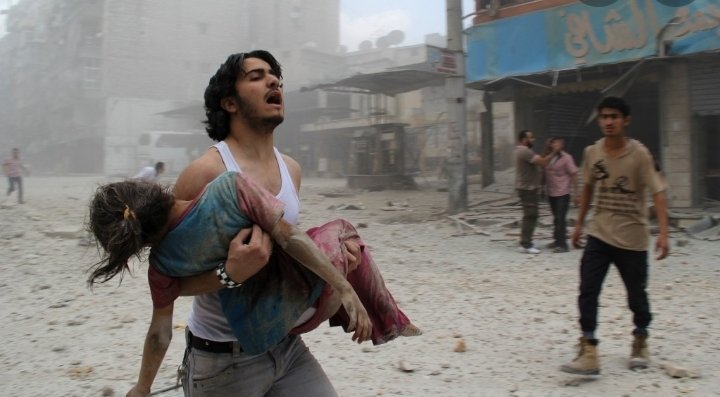 Ma perché l'essere è così schifoso da volere sopraffare, fare guerre? Quante persone dovranno piangere i loro morti, e quanti saranno privati della loro libertà e delle loro proprietà conquistate a fatica. Un abbraccio per sostenere tutte quelle popolazioni!