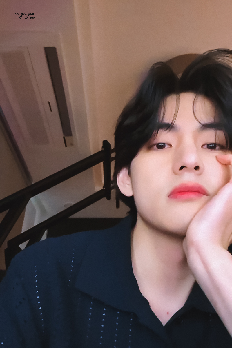𝐯𝐨𝐲𝐚𝐠𝐞𝐫. tweet media
