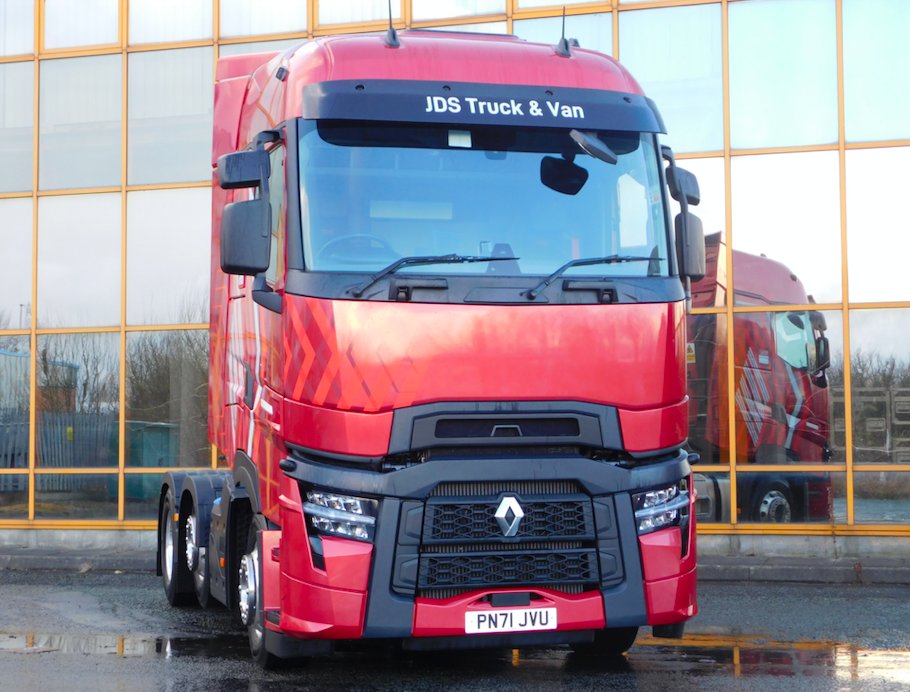 jdstrucks's tweet photo. Renault Trucks Evolution Demonstrators!
 
JDS Trucks have put two new Renault Trucks UK  #Evolution demonstrators on the road! A new #RangeT #Evolution TAG 480 and a #RangeT #High #Evolution Mid-Lift 520.

https://t.co/MlLCpA0Hv8

#jdstrucksandvans  #renaulttrucks #JDSTrucks https://t.co/4pMgC6rDLK