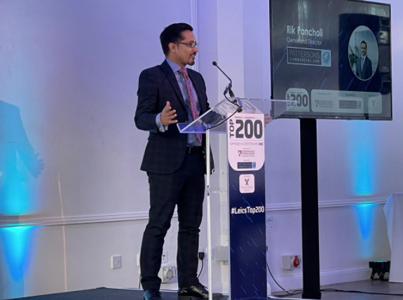 CherylMaguire01's tweet photo. LLEPnews: RT @associateevents: Exciting news for #Business in #Leicester and #Leicestershire this morning as the @leicslive Top 20 businesses are announced. Rik Pancholi of @PattersonsLaw is seen here introducing proceedings... #LeicsTop200

… https://t.co/xRhVzNat4v