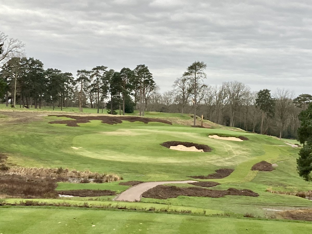 Before and After

Renovation of our long par 3 2nd hole <a href="/WokingGolf/">Woking Golf Club</a> is nearing completion.