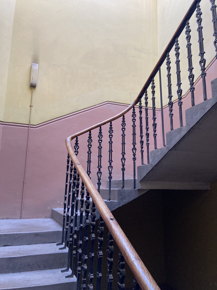 An excellent project documenting the colour palettes of Edinburgh's tenement buildings: <a href="/ColoursClose/">Tenement_Close_Colours</a>

thanks <a href="/thatkat/">Kat Molesworth</a>