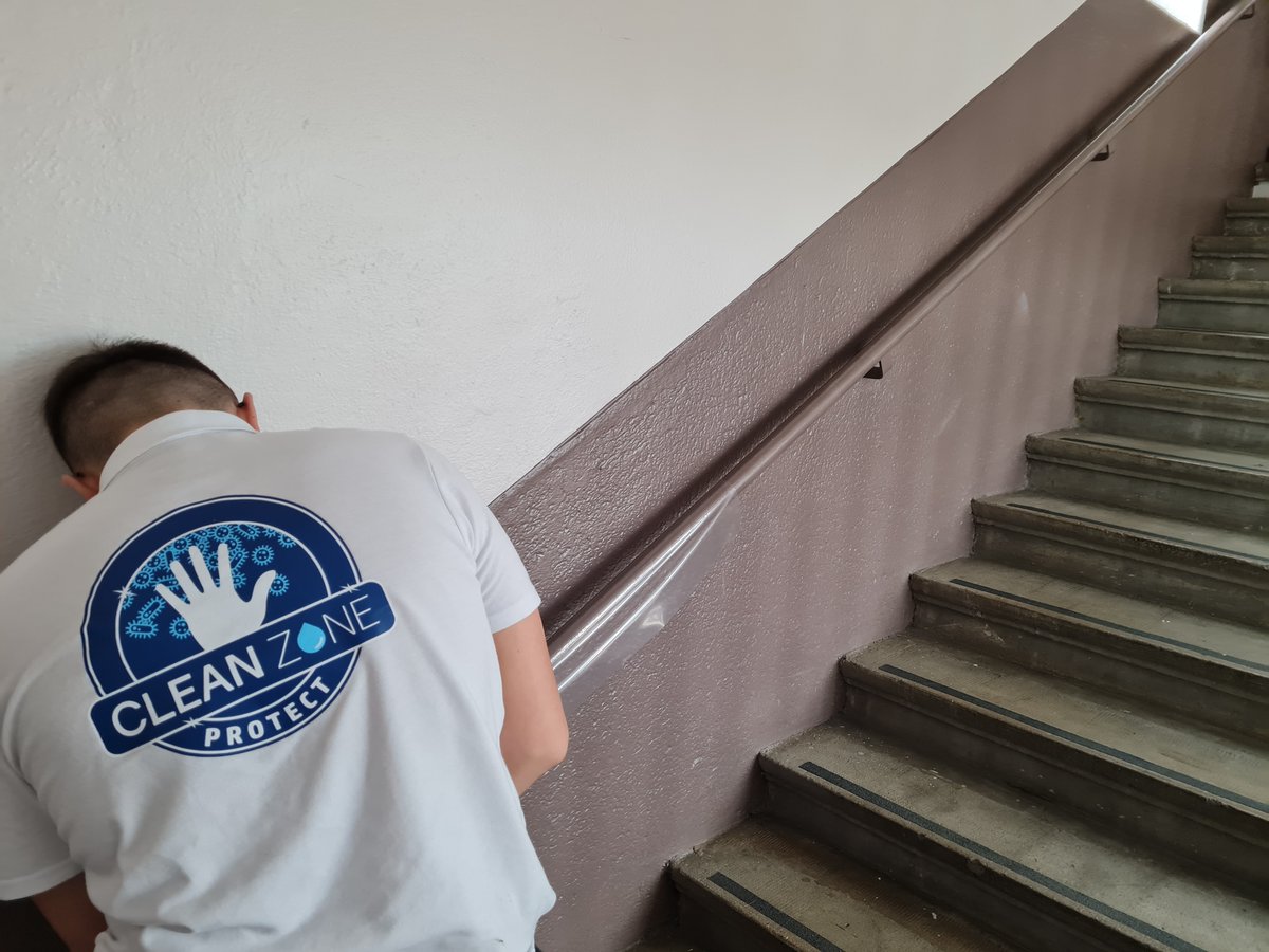 #Anticoronavirus #AntiCOVID19 #AntiSARSCOV2 #COVID19 #SARSCOV2 #FilmAntimicrobien #LiquideAntimicrobien #Ecole #EcoleElémentaire #EcoleMaternelle #EcolePierreBenite #France3Régions #France3 #ProtectionSanitaire #ProtectionSurface #Lyon #PierreBénite #HygièneMain #CleanZoneProtect