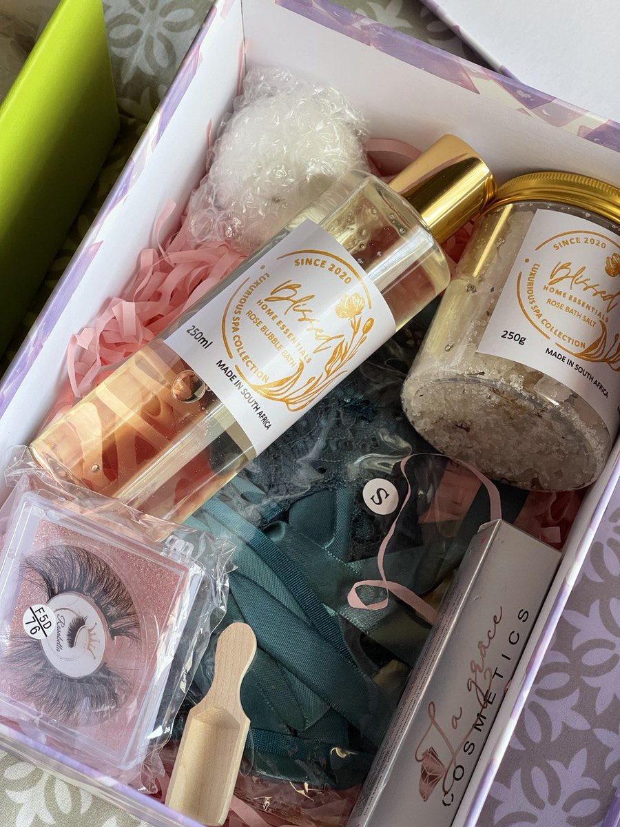 io_intimateone's tweet photo. Still in the spirit of love, and we’re hosting this lovely #GiveAway 😍

All you have to do to enter is to head over to our IG page @io_intimateone and follow the instructions under our last post. 

Winner will be announced on Friday the 24th of Feb 😉 Good luck! https://t.co/tkd1xP2dSv