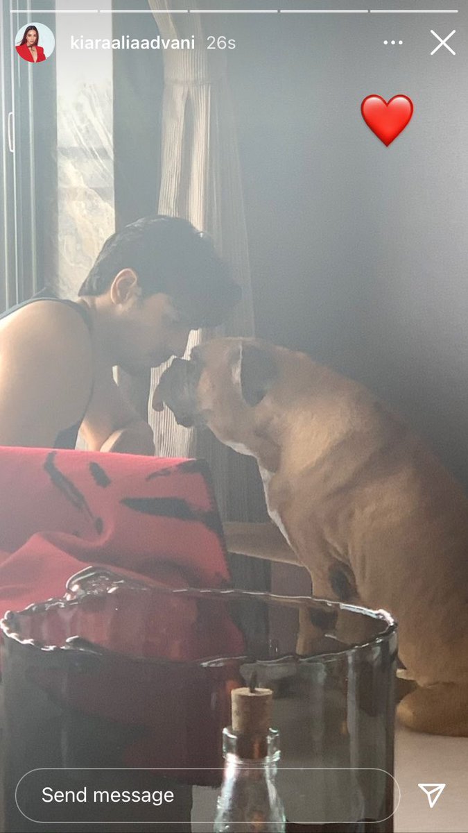 malhotrasgirl's tweet photo. KIARA 😭😭 https://t.co/GbQcMSkbMt