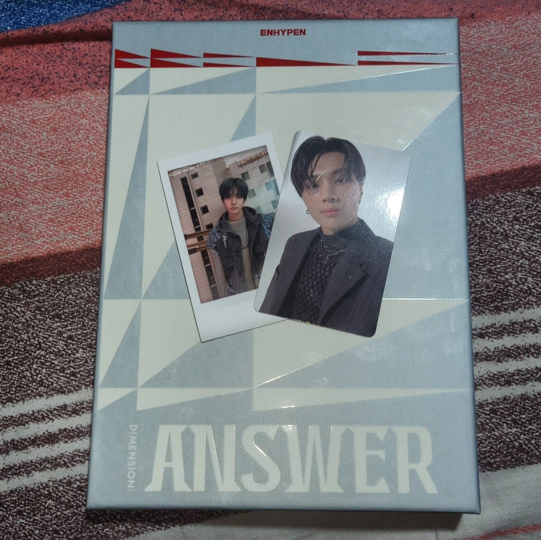 heeseunglocked's tweet photo. FINALLY, had the time to unbox these albums yesterday c/o of @KcnBns!!! I love and appreciate the freebies. Thank youu!!! I will def. order again (d:a jpn album cutie), long dp cutie sjk. THE BABIES WENT HOME SAFELY 💜 #KCNfeedbacks https://t.co/7Pfy8Ym6i4