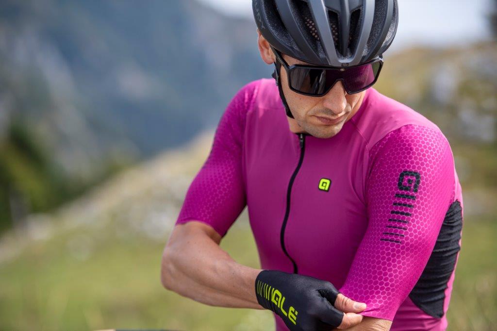 AussieLarry's tweet photo. News: ALE Spring-Summer Collection

Clothing supplier to Cams Basso, Brother UK/Orientation Marketing, Bike Exchange, Groupama FDJ &amp; Bahrain Victorious has unveiled its Spring/Summer collection
https://t.co/MA2oVLYySv

@Paligapltd  | @ALE_cycling |  #iAmAle | #CustomCycling https://t.co/afAWyX30Xa