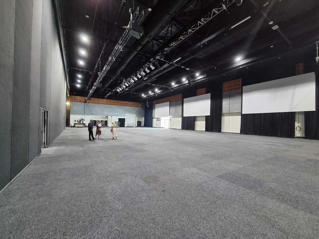 CryptoConANZ's tweet photo. This is 2/3 of our current convention floor space and a roof top bar.

Who's coming the the biggest Crypto event in Australia? 

Tag a mate in comments below and we will pick a winner for 2x weekend passes! 

https://t.co/Qj4bvR4C7z https://t.co/cJRQywnVPv