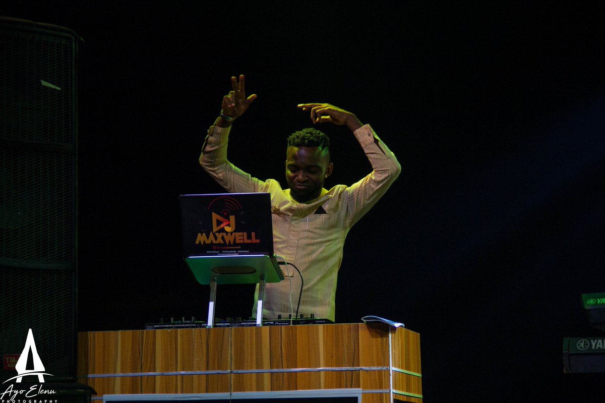 IamDJMAXWELL's tweet image. VibezZzz...#WeMakingProgress #GiantSlayer #DjTohBadt #ChairmanAmongDjs