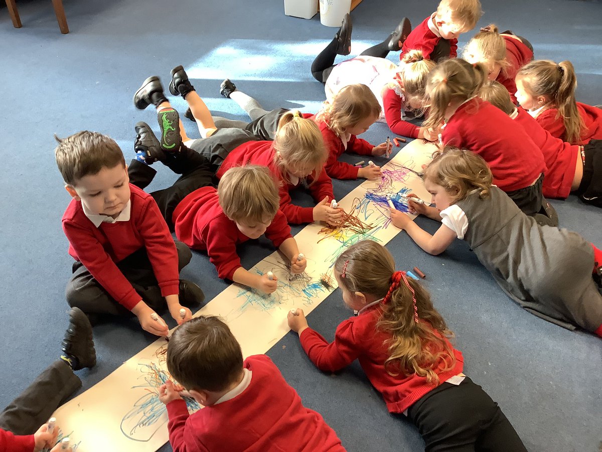 NurseryOPS's tweet photo. The children are learning to ‘Squiggle Wiggle’ to help build up their muscles for writing! #SquiggleWiggle #earlywriting https://t.co/chLLCgjHxT