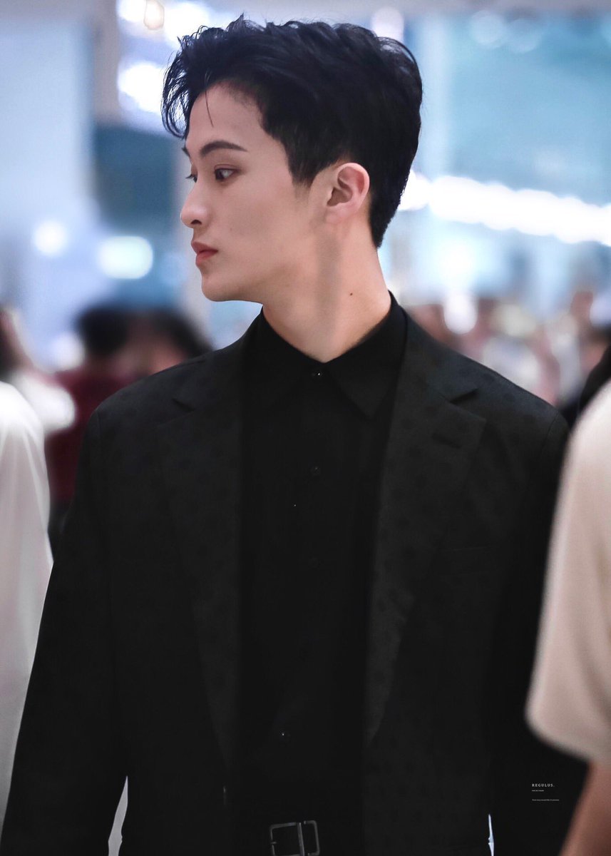 Mark lee jopping. Mark lee parents nct. Mark lee. Mark lee jopping. Mark lee.