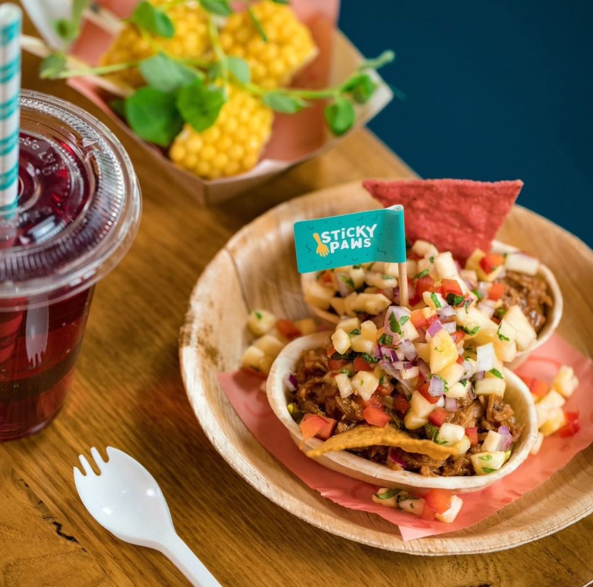 barons_quay's tweet photo. Fancy something yummy this half-term? ๐ There's a feast of dishes waiting for you and your littles ones down at @stickypawsff! From breakfast bowls to lunch time meatball mayhem, refillable drinks and @theicecreamfarm ice cream๐๐ง #StickyPaws #Northwich #cheshirefamilies https://t.co/UrAL254Az7