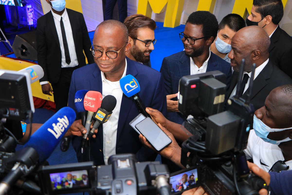 MTNCotedIvoire's tweet photo. Le 18 février 2022, MTN CI a officiellement lancé la phase expérimentale de son réseau de dernière génération 5G, devenant ainsi le premier opérateur mobile à permettre à ses abonnés d’expérimenter cette technologie en Côte d’Ivoire. https://t.co/ufEoakHJX7