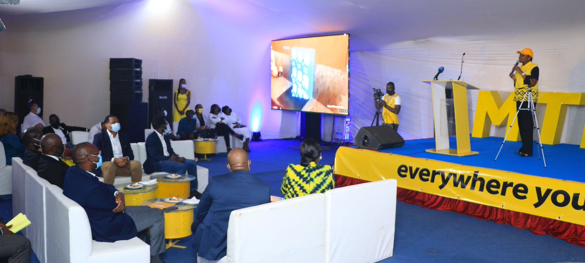 MTNCotedIvoire's tweet photo. Le 18 février 2022, MTN CI a officiellement lancé la phase expérimentale de son réseau de dernière génération 5G, devenant ainsi le premier opérateur mobile à permettre à ses abonnés d’expérimenter cette technologie en Côte d’Ivoire. https://t.co/ufEoakHJX7