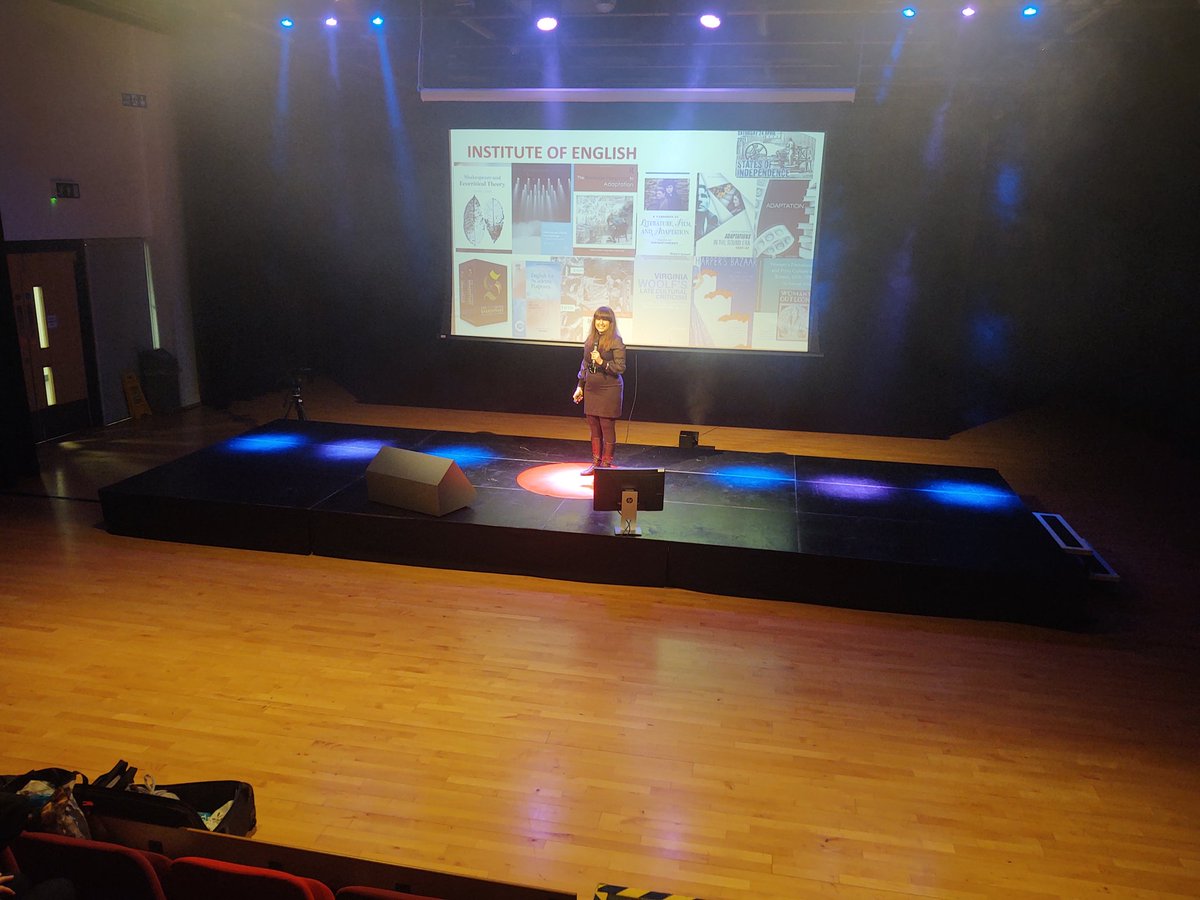 JaneHearst's tweet photo. 30 minutes until the start of our event!
Can't wait to see you all there.
#CreativityWithImpact #Arts #Design #Humanities #research
#innovation @DMUresearch @dmuleicester @eventsdmu https://t.co/ufW09I9upF