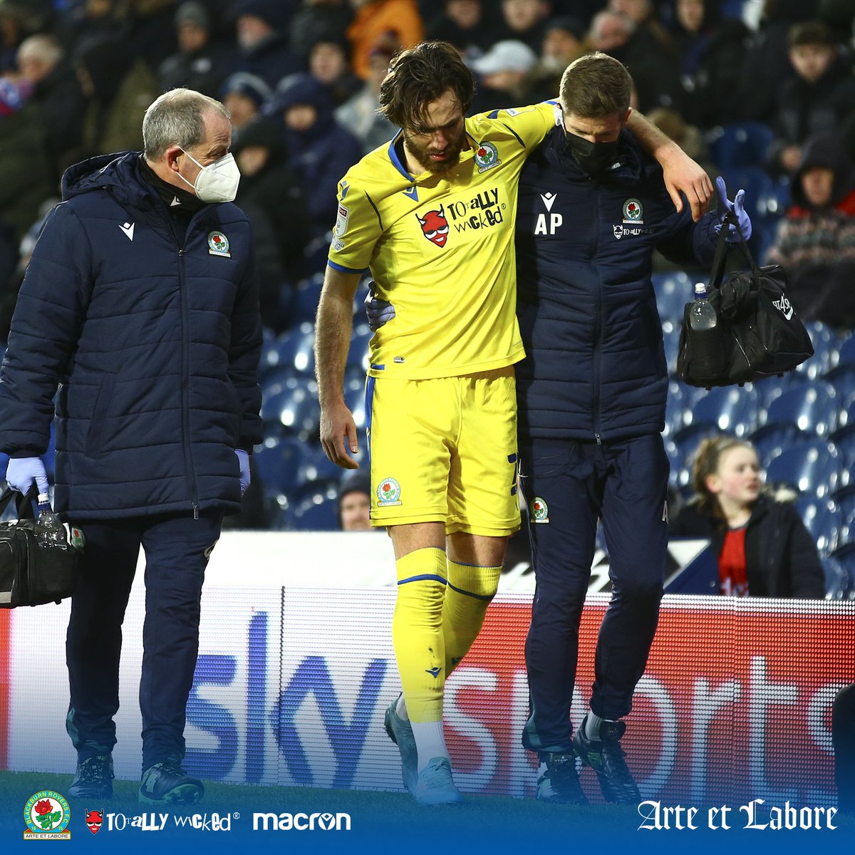 Rovers's tweet photo. 🗣️ TM on Brereton Diaz: "He's strained some ankle ligaments. It's not a short injury, it's not going to be a week or two. 

We shouldn't put a timescale on it. He'll be back when he's back."

#Rovers 🔵⚪️ https://t.co/2wob1YZr3O