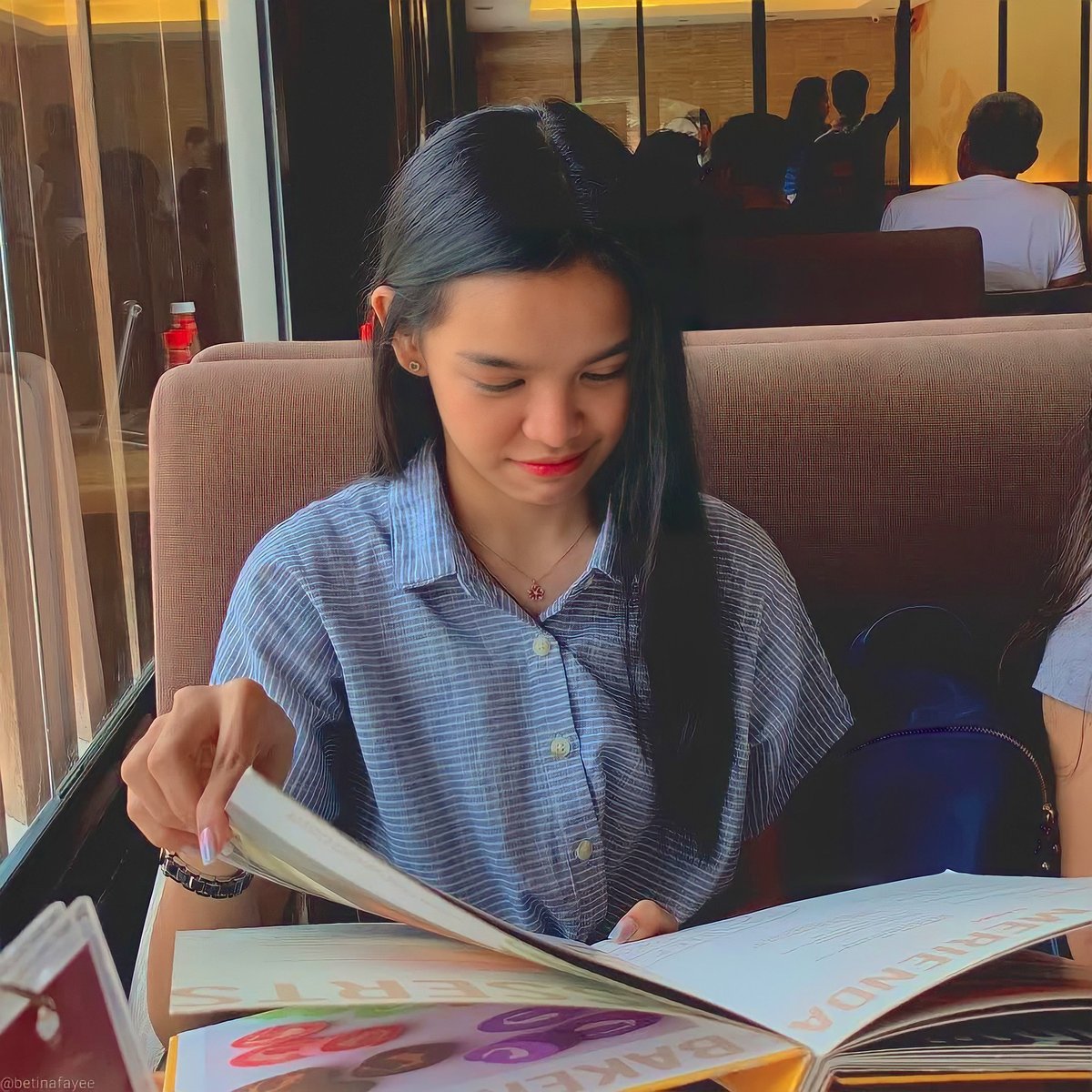 ilyzeph's tweet photo. date...

#MagpakitaKaNaMV #Zephanie https://t.co/LEgUyRg0gT