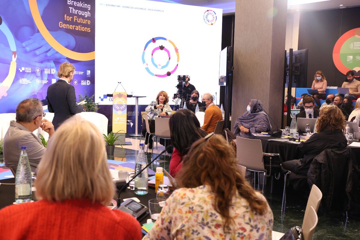 LocalFinances's tweet photo. #LocalFinances Workshop during the UCLG Retreat 2022
Lively discussions on the importance to find a balance between advocacy for a reformed global architecture and work with #localgovs on the ground to care for the people
#UCLGMeets https://t.co/ffryrQqzII