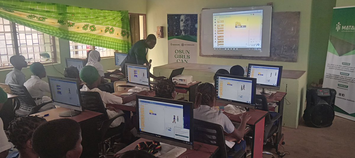 somto_eneghalu's tweet photo. Day two of Osun Girls Can Code Cohort theee currently going at Ile-ife 
These girls have been engaged in various STEM projects to thrive in the tech world.
#techgirlslead #osungirlscancode @USinNigeria @TedprimeHub @DayoNigeria @minstrel_emma @OlufredPrecious @dee_Adeleke https://t.co/yCuZAPsy8h