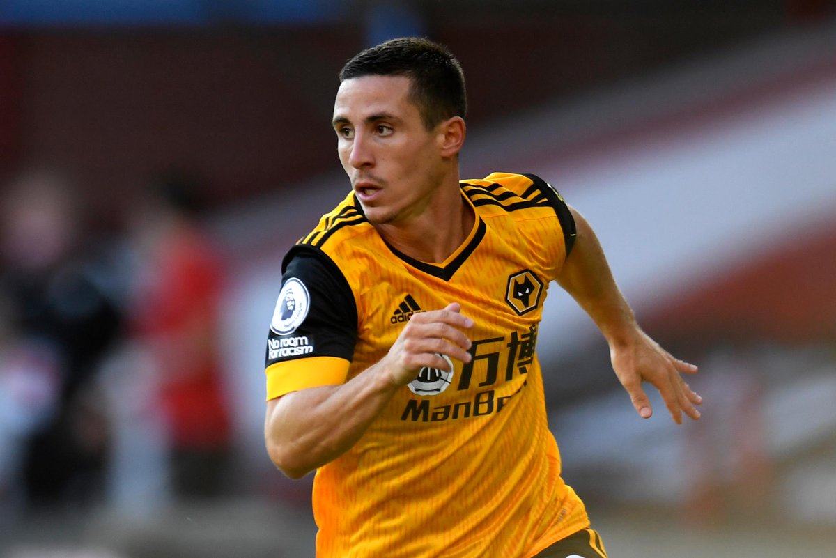 _FootballScouts's tweet photo. Daniel Podence (26) put on a spectacular display vs Leicester. Such close control and remarkable ability to rapidly change direction on the spot. 1.65m of raw talent. 

Surprising that his goal on Sunday was his first #PremierLeague goal of the season. Surely more to come. https://t.co/z41sGk54bY