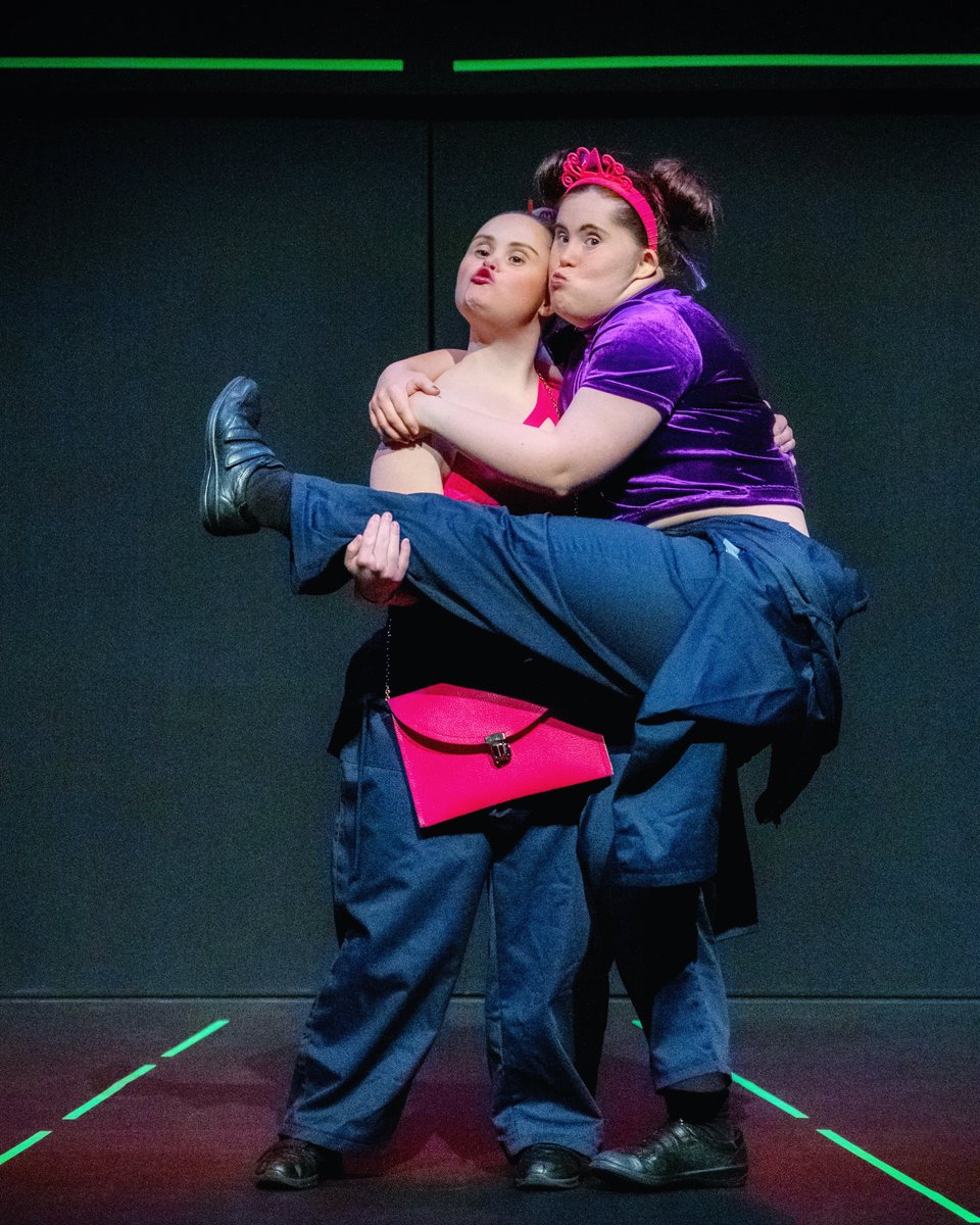 Dark Horse Theatre tweet media