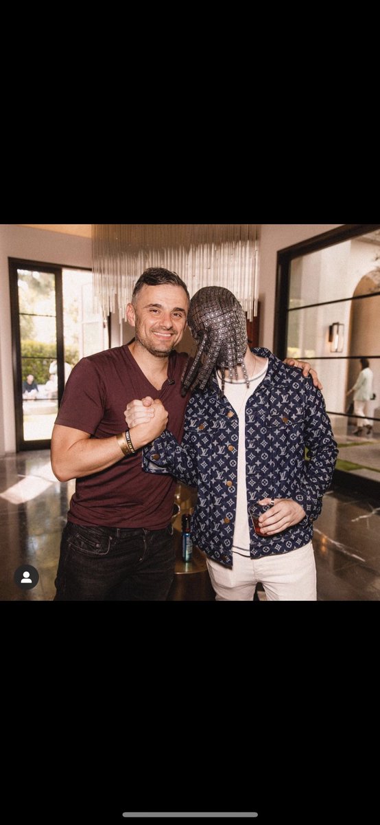 NFT_Rocket_Man's tweet photo. ITS A NEW DAWN, ITS A NEW DAY, ITS A NEW START………….FOR THE SPOOKY BOYS….. DUN, DUN DUN, DUN DUN….. @SpookyBoysCC #SBCC #mansionparty @holyghostnft @PostMalone @ParisHilton @LoganPaul @LucaNetz @neymarjr @garyvee THE DISCORD IS ON FIRE!!!!!! COME JOIN US!!!!! #NFT #crypto https://t.co/YVNTkuhr6z