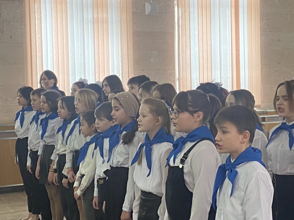 school96samara's tweet photo. 🇷🇺РДШ - это организация, деятельность которой всецело сконцентрирована на становлении и воспитании школьников по четырем разным направлениям: личностное развитие, гражданская активность, военно-патриотическое направление и информационно-медийное направление. https://t.co/c3BQupxW3U