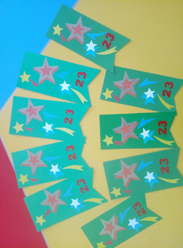 ПАПА-защитник, Папа - герой, Он - охраняет Наш сон и покой! За ним можно спрятаться, как за стеной!
С праздником, дорогие наши, любимые, самые мужественные и заботливые, самые лучшие папы на свете!