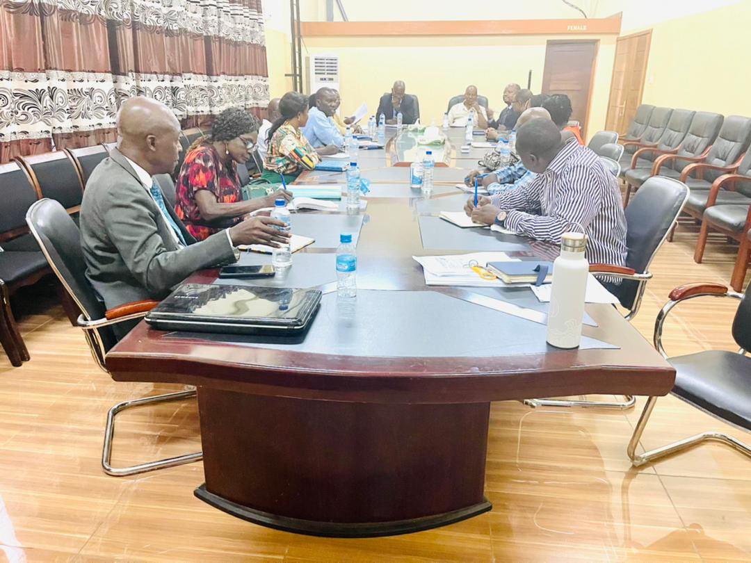 MargaiUnivers's tweet photo. Yesterday, @MargaiUnivers hosted @UNCDF and @UNmigration to discuss partnership ideas.

The precursor for the transformation of @MargaiUnivers Prof @PhilipJohnKanu1 explained the need for short courses to address the middle-level manpower in #SierraLeone https://t.co/PWdNK9wSnT
