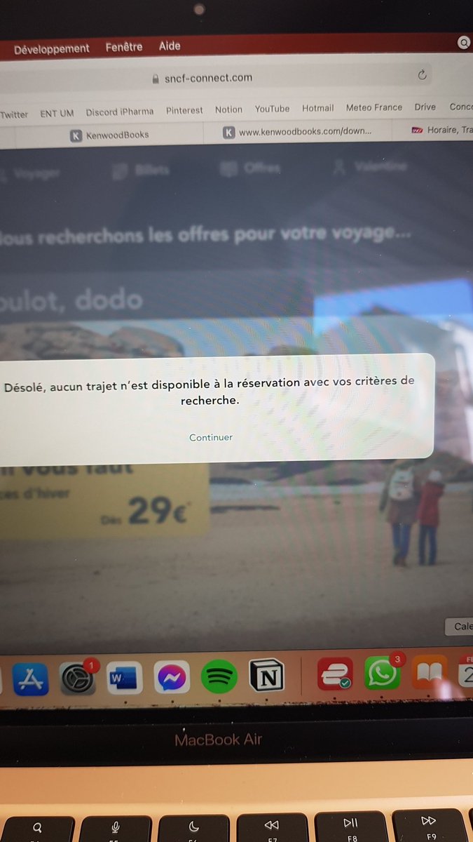 GatorSkinBoots's tweet photo. @SNCFConnect impossible de réserver mes billets de train, cela affiche ce message alors que les billets étaient disponibles il y a peu de temps https://t.co/QTO9dVc4Fi