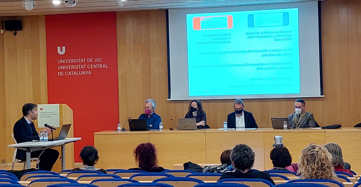 VJimPer2's tweet photo. Acto de defensa de la tesis doctoral de David Martínez Maireles, inserta en el #GRAD @programaCAAC y #GREUV entre la @UVic_FETEP y la #UniversitàdiFirenze y en el marco de #AprenemdelSummem dirigida por Dra. Mila Naranjo, Dr. Antoni Tort y Dr. Davide Caperucci @uvic_ucc https://t.co/S4q92hmX93