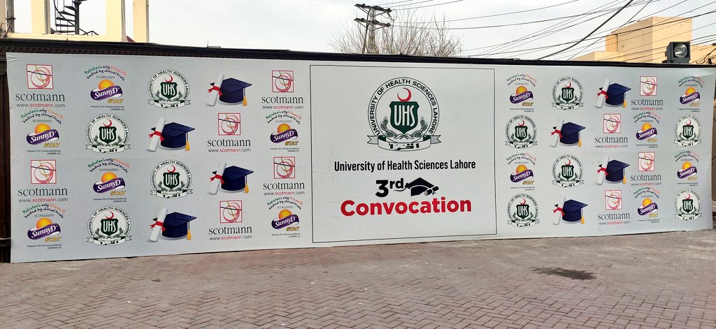 Falakofficiall's tweet photo. #UHSConvocation22 https://t.co/3kpUJ7s2Xg