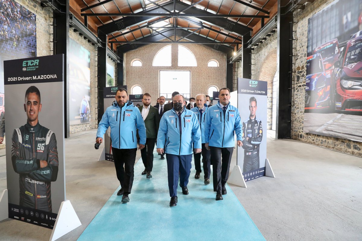 TCSanayi's tweet photo. ELEKTRİKLİ OTOMOBİL YARIŞI FIA-ETCR TÜRKİYE'YE GELİYOR🇹🇷

Dünyanın en önemli organizasyonlardan biri olan Elektrikli Touring Otomobilleri Dünya Şampiyonası (FIA-ETCR), ilk kez İstanbul'da yapılacak.🏎️

🗓️20-22 Mayıs

📍@intercitypark🏁

https://t.co/wKa0AF7riH https://t.co/D2PkVKz0YF