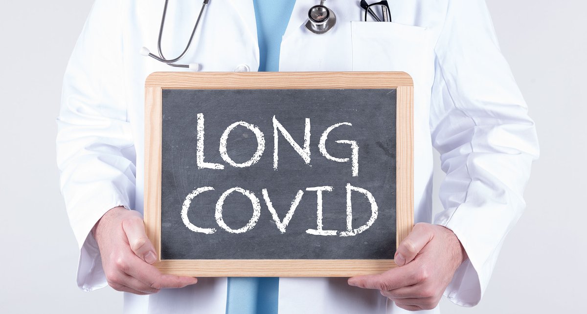 Radio3scienza's tweet photo. "Un 20-30% di persone con #LongCovid, dopo il vaccino, è guarito: se la sindrome è generata da un 'caos immunitario', una spiegazione potrebbe essere che il vaccino rimetta in ordine il sistema immunitario. Ma gli studi sono ancora in corso, da approfondire" #AgneseCodignola ora https://t.co/UdIJYwzXgB