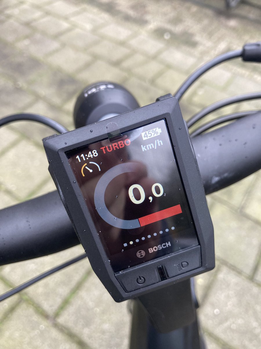 vVelzenFietsen's tweet photo. Deze @DutchID Phantom TR 65 met #Kiox Bosch systeem en Beltdrive en @Enviolo traploze achternaaf geven je een heerlijke rijervaring! Kom zelf ook proefrijden! #dealervandeheuvelrug https://t.co/MGz3nlRMie